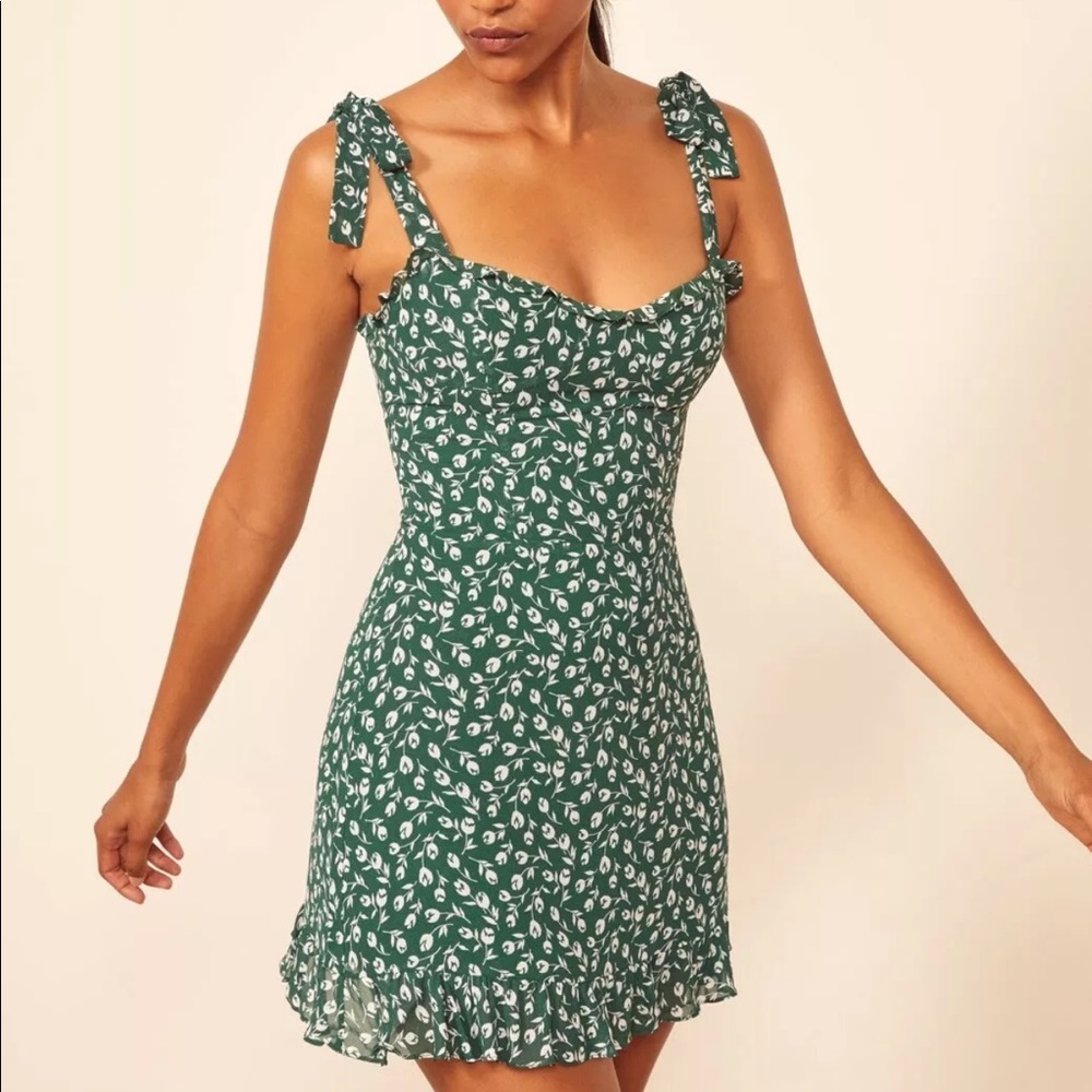 Reformation Christine Dress in Susanna - Size 2/4